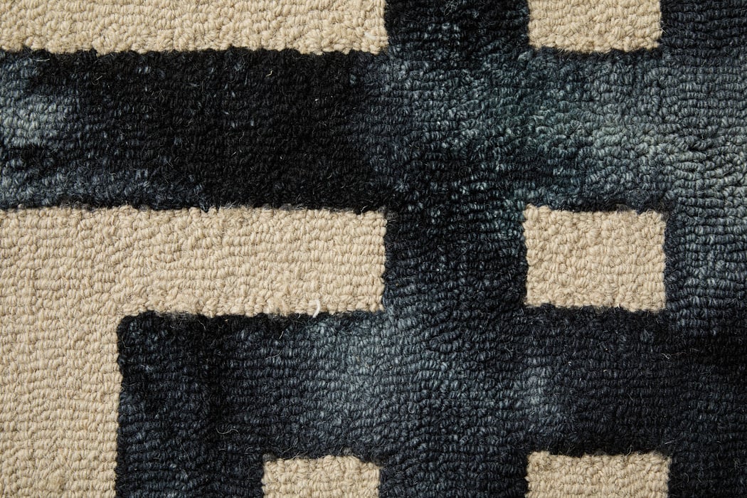 8568F Noir Lorrain Collection Mid-Century Modern Lifestyle Rug