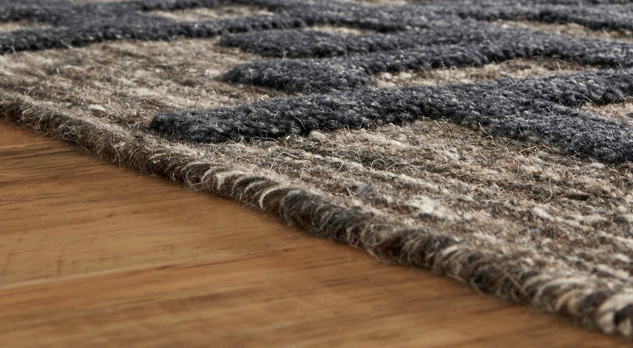 6062L Black/Dark Gray Norah Collection Mid-Century Modern Lifestyle Rug