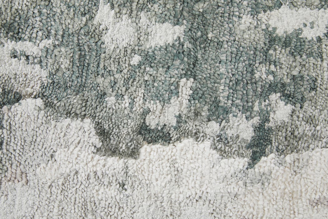69DUF Dyer Collection Bohemian Fine Rug