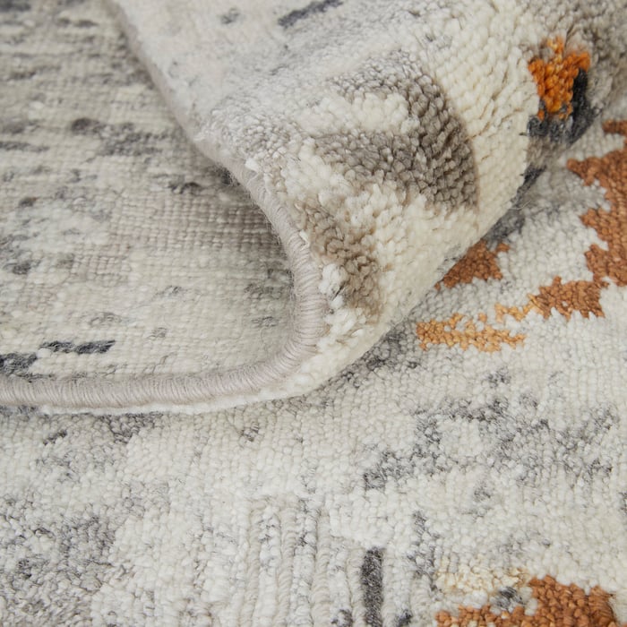 69DRF Gia Collection Bohemian Fine Rug