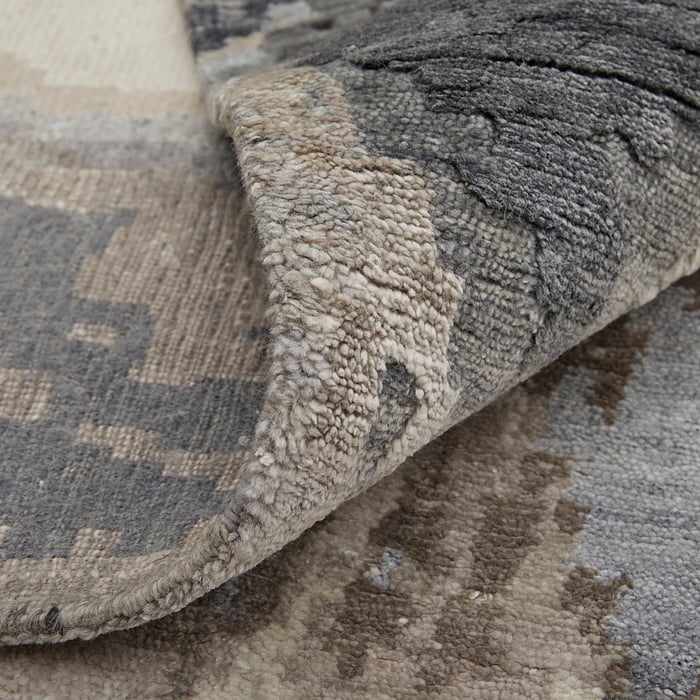 69BWF Beige/Charcoal Kessler Collection Geometric Fine Rug