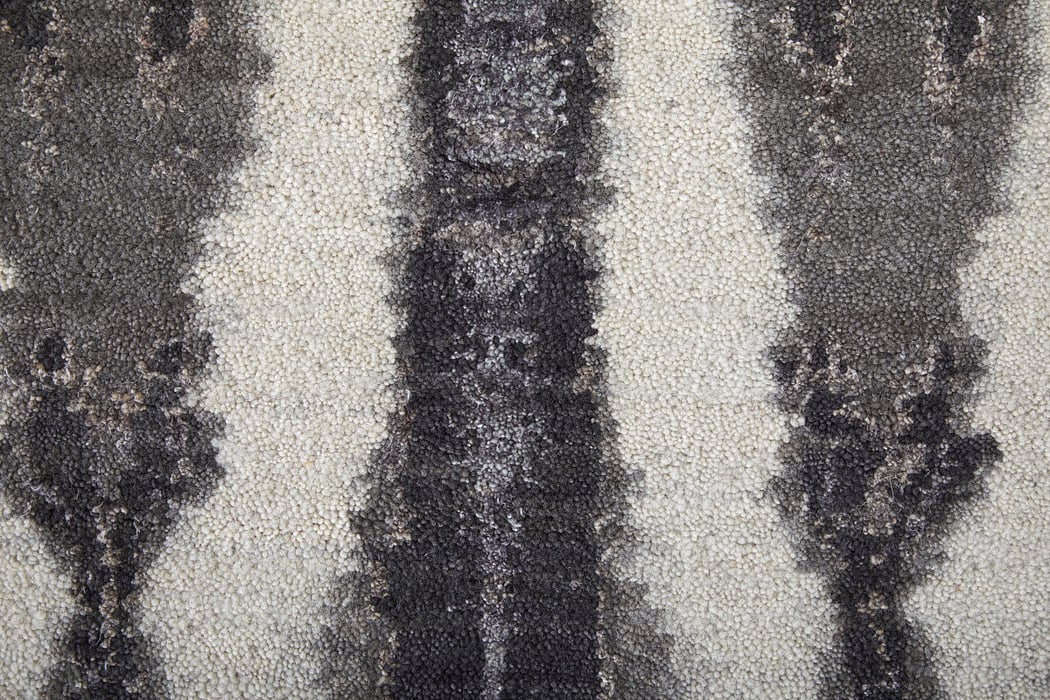 69D9F Gray/Charcoal Livingston Collection Mid-Century Modern Fine Rug
