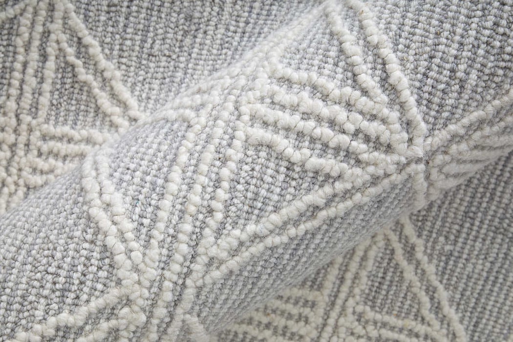 T8013 Silver Corwin Collection Geometric Thom Filicia Rug