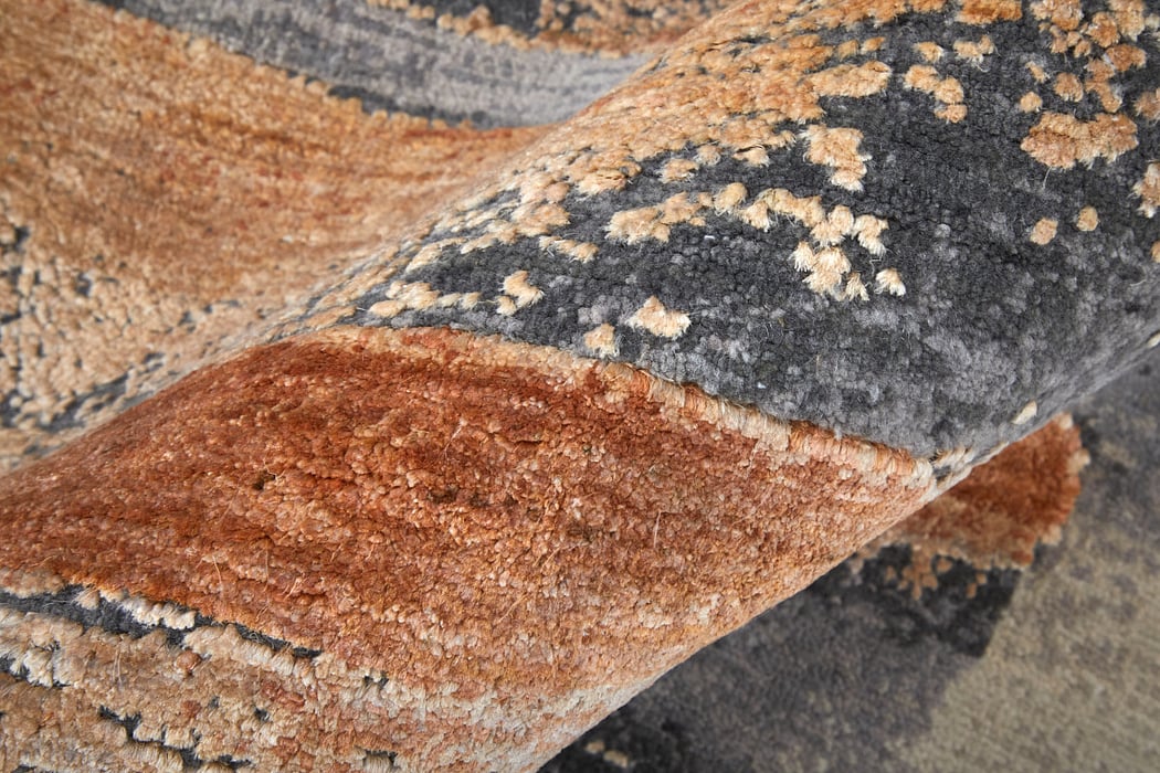 69CXF Trinity Collection Bohemian Fine Rug