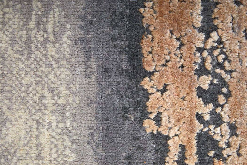 69CXF Trinity Collection Bohemian Fine Rug